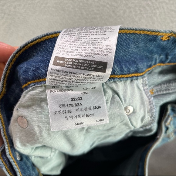 Levi's Denizen Blue 232 Slim Straight Jeans with Vintage Wash - Picture 7 of 13